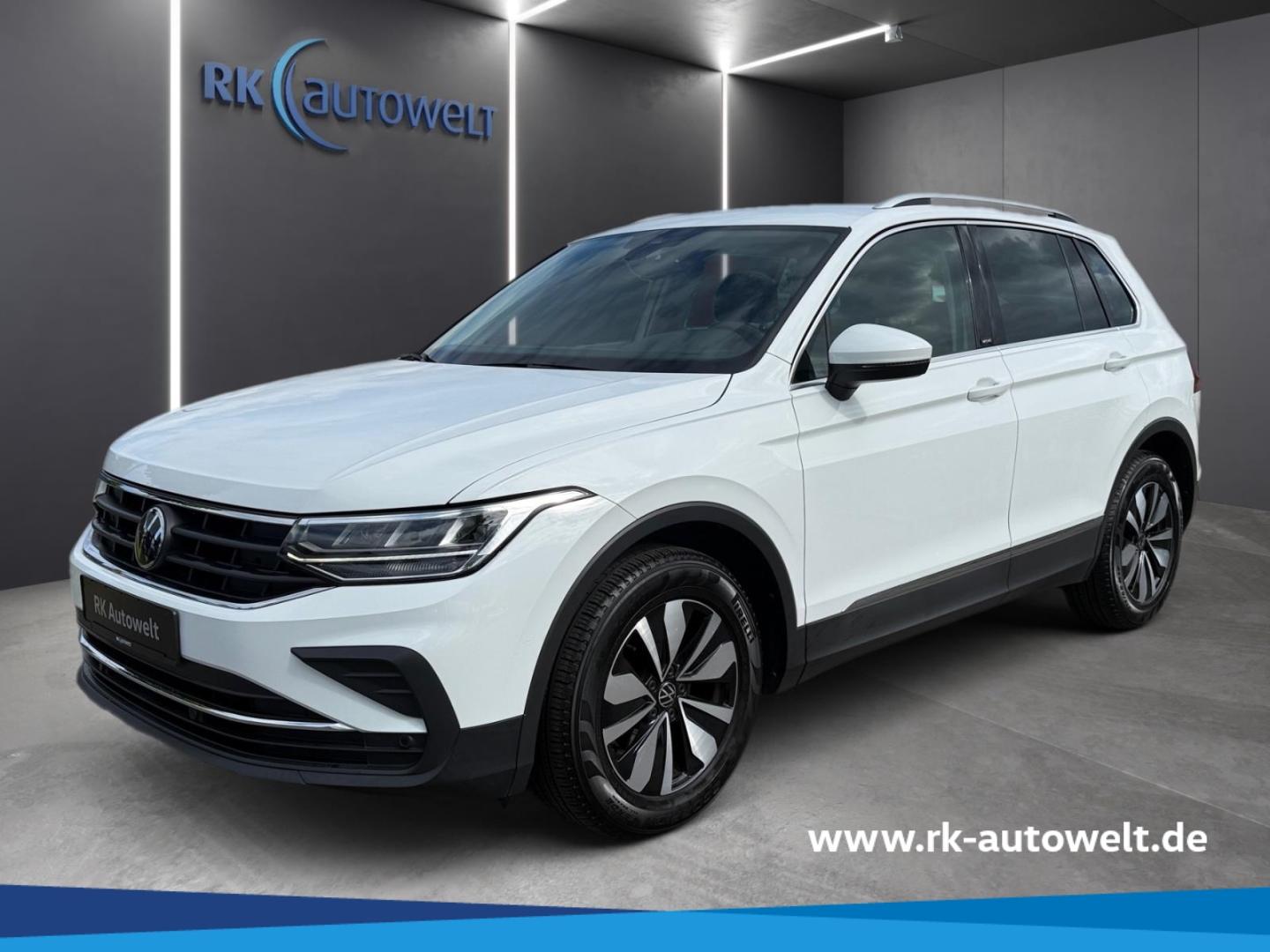 Volkswagen Tiguan Move 2.0 TDI AHK-klappbar Navi ACC CarPla