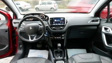 Fahrzeugabbildung Peugeot 2008 Allure