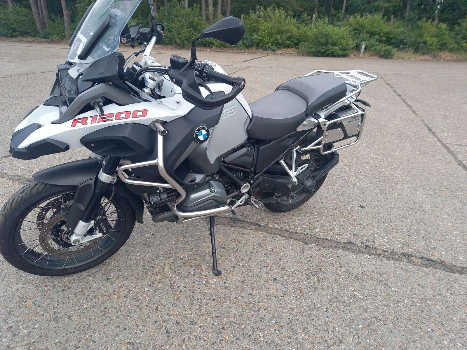 BMW 1200 gs adventure