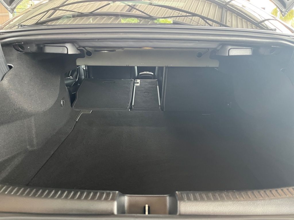 Fahrzeugabbildung Mercedes-Benz CLA 250 Coupé Progressive Pano 360° LED KeyLess