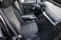 BMW 218d Active Tourer Autom Navi AHK Klima Sitzhzg