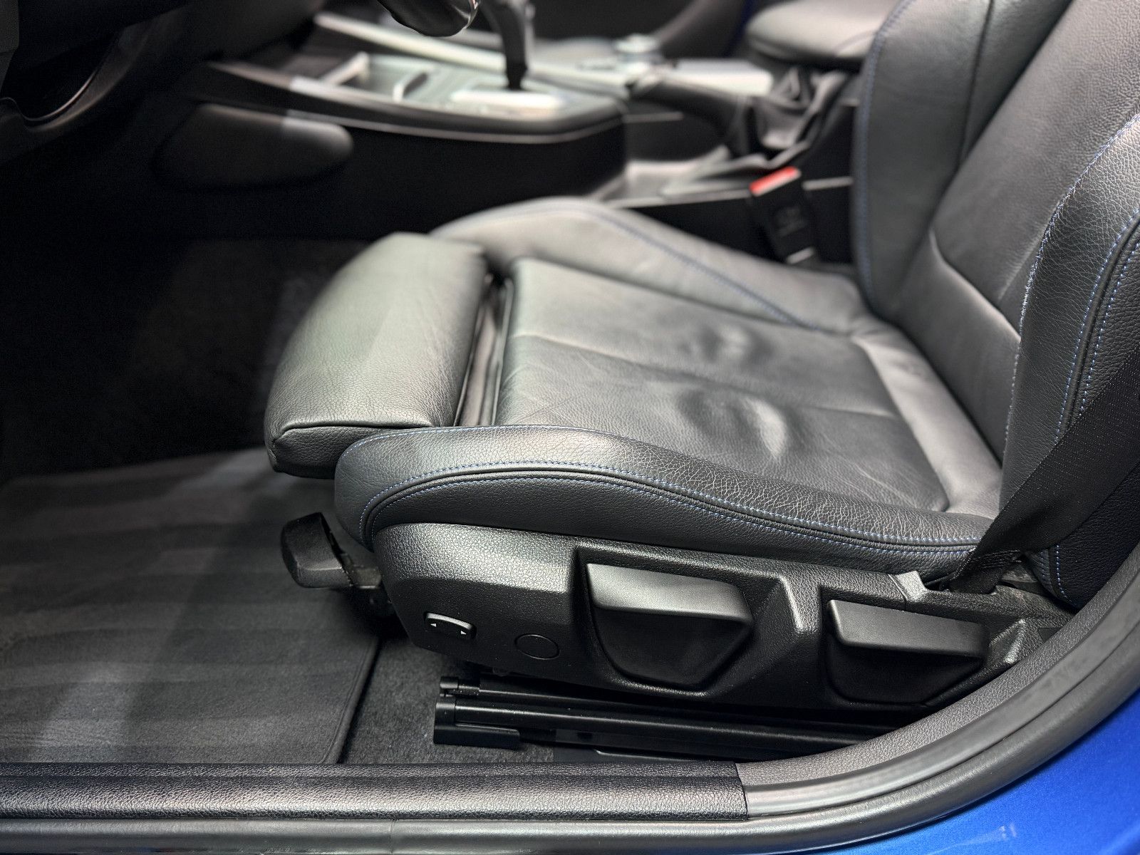 Fahrzeugabbildung BMW M140i Special Edition LCI|LED|LEDER|DEUTSCHES FZ