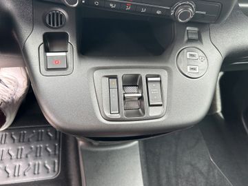 Fotografie 12 des Opel Combo Electric Kamera AHK-vorb. Klima 3-phasig