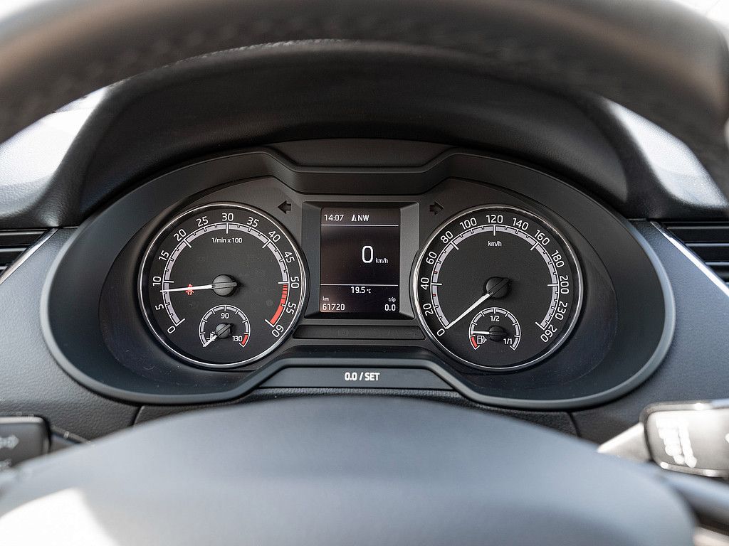 Fahrzeugabbildung SKODA Octavia Combi 1.6 TDI Soleil LICHT-SICHT-PAKET