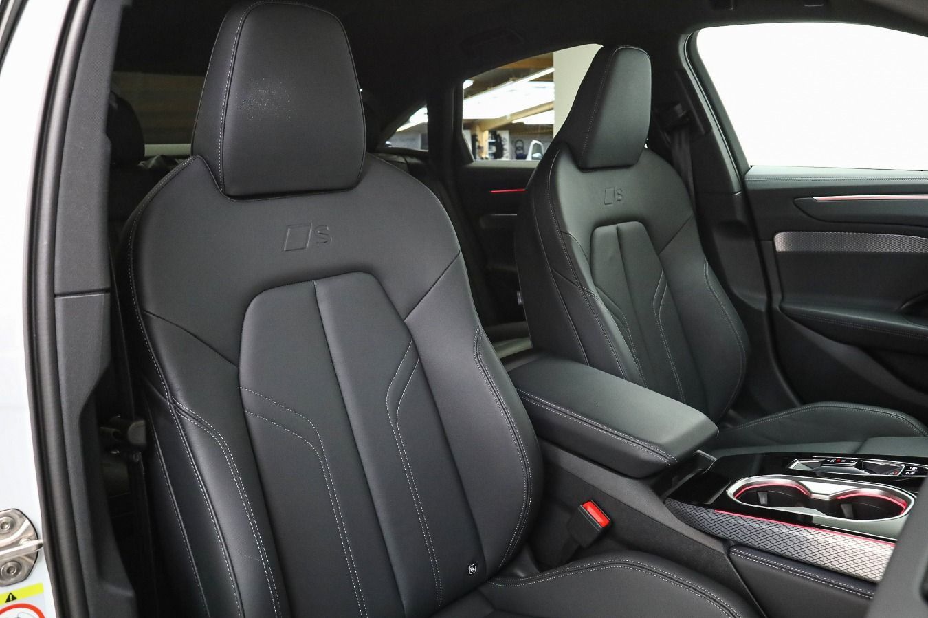 Audi A6 - Bild 20