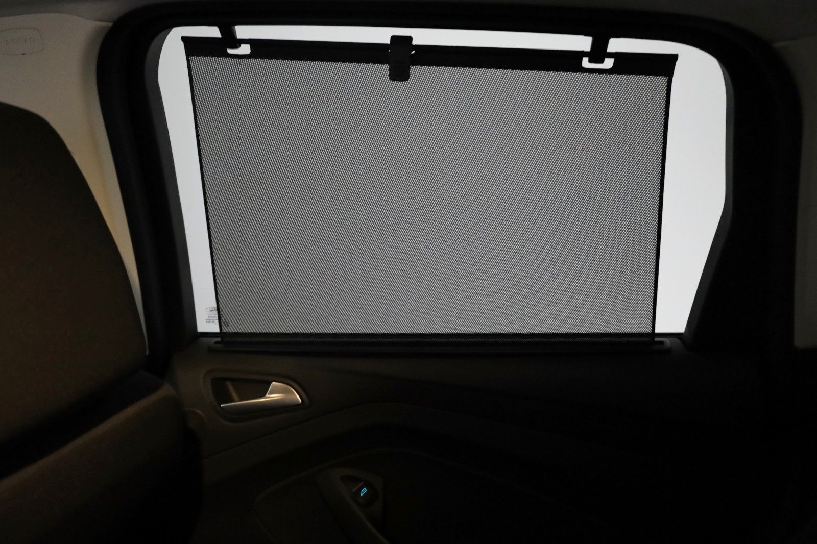 Fahrzeugabbildung Ford C-MAX Cool & Connect Navi,Kamera,SH,AHK,SR+WR