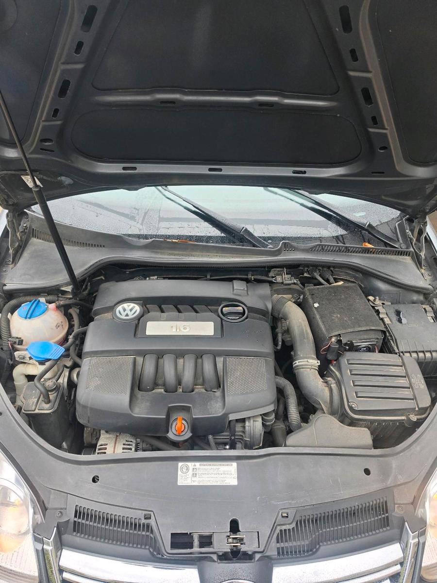 Volkswagen Golf 2009 — photo 11