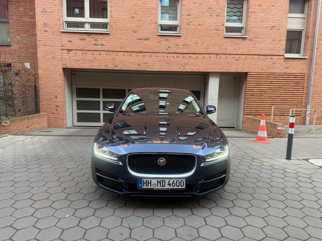 Jaguar XE 20d Prestige "FULL AUSSTATTUNG"