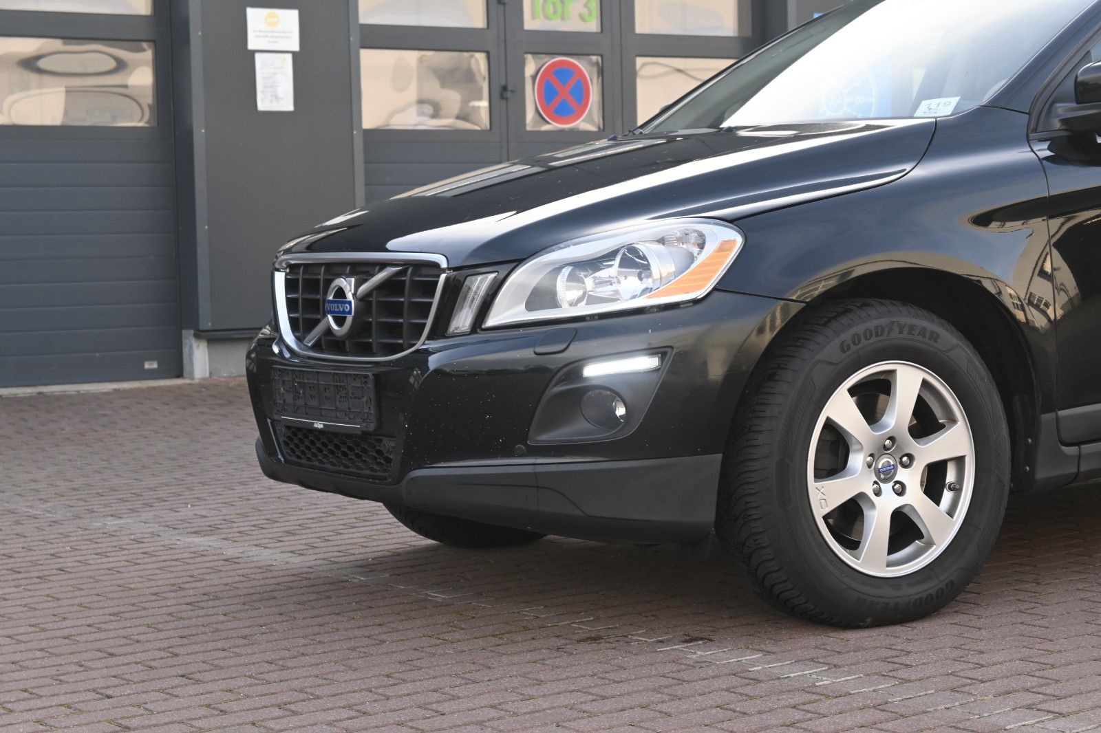 Fahrzeugabbildung Volvo XC60 3.2L 6-Zylinder