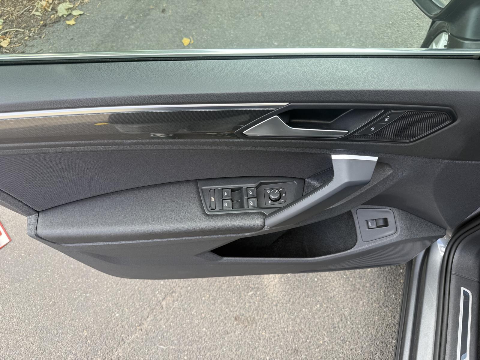Volkswagen Tiguan HIGHLINE+CARPLAY+LED+HEAD-UP+R-KAMERA, миниатюра 10