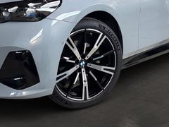 Fahrzeugabbildung BMW 520i Touring M Sport --DrivingProf/Autobahn/20LM