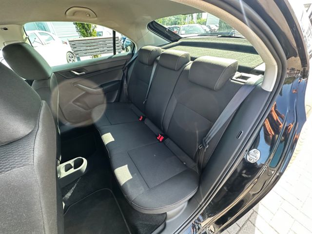 Skoda Rapid  Ambition