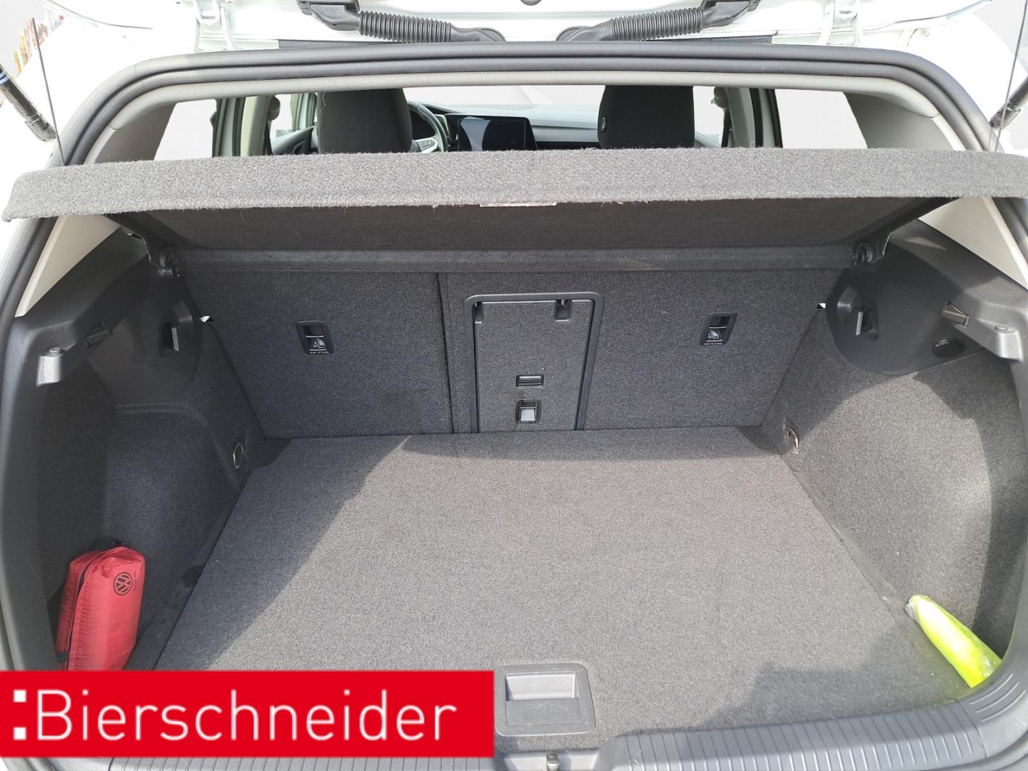 Volkswagen Golf 8 1.5 TSI Active DIGITAL COCKPIT PRO LED HE, миниатюра 8