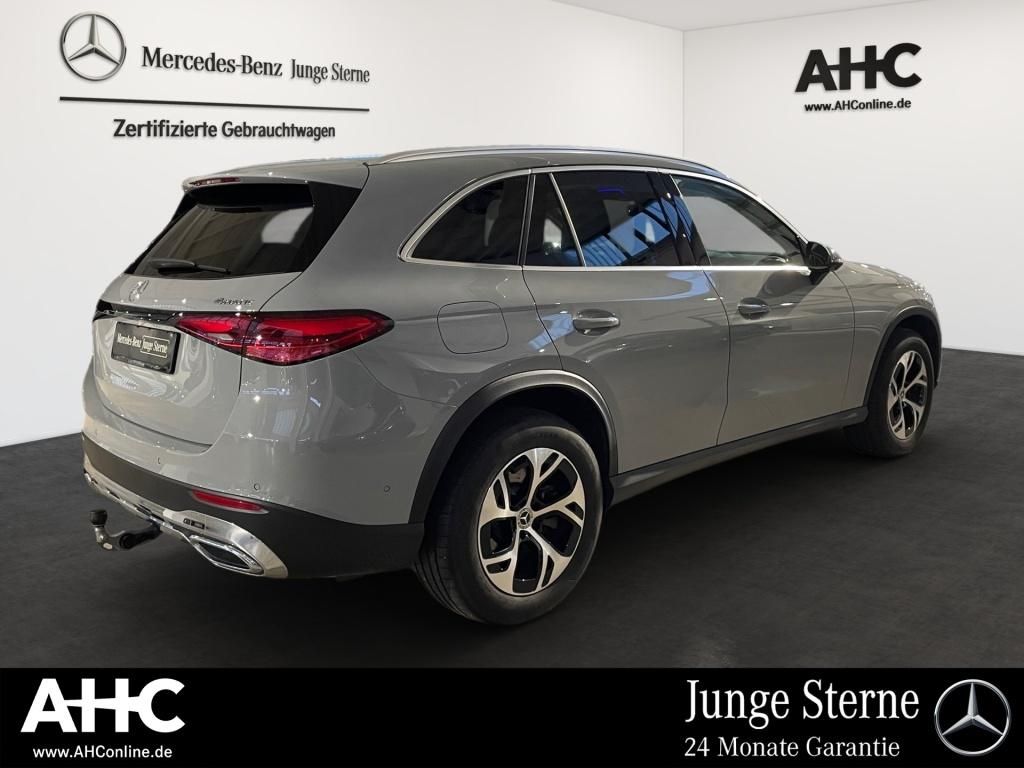 Fahrzeugabbildung Mercedes-Benz GLC 300 e 4M AHK ACC Pano Sitzklima 360° Massage