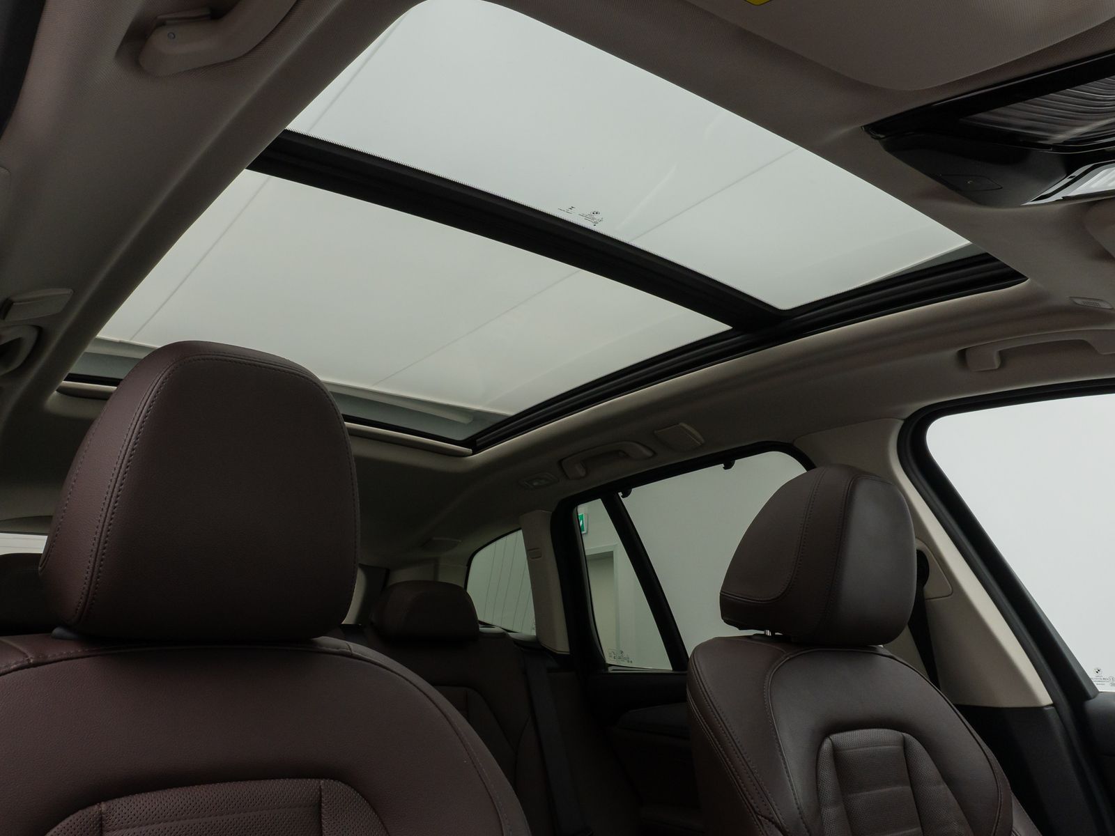 Fahrzeugabbildung BMW X3 xD30e Panorama 360°HUD DAB H/K Komfort 20Zoll