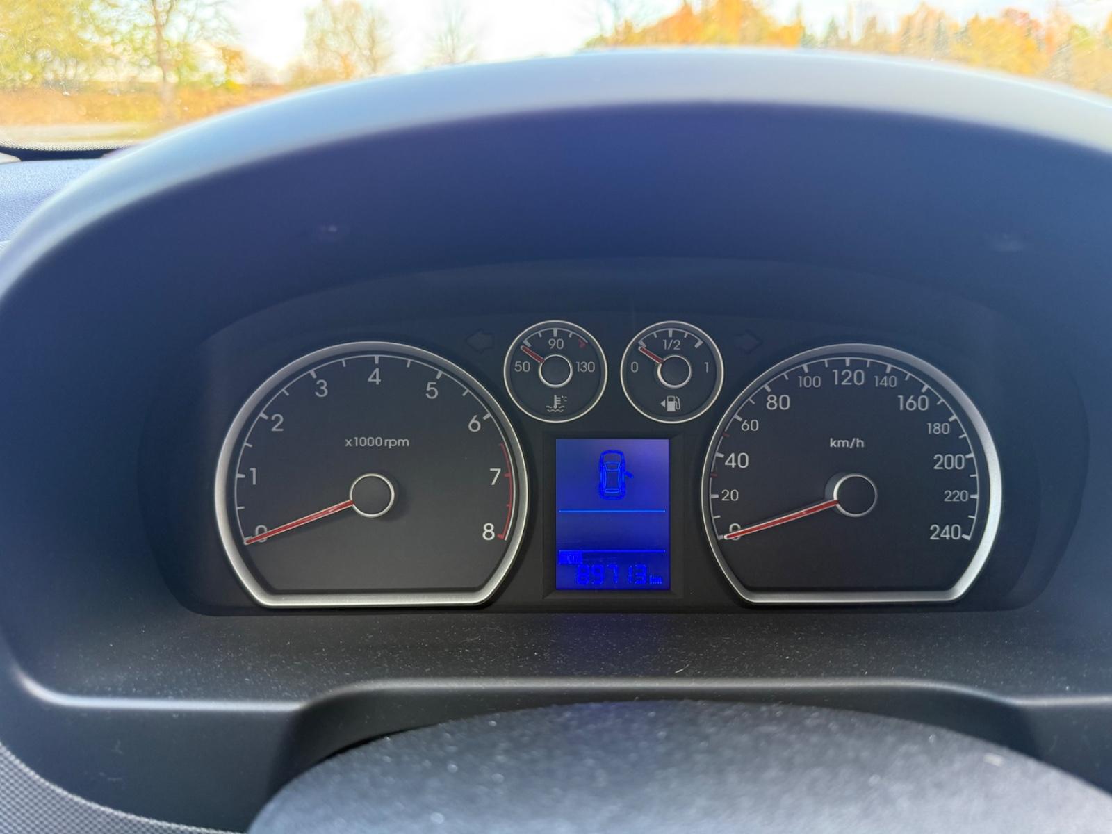 Hyundai i30 2009 — photo 10
