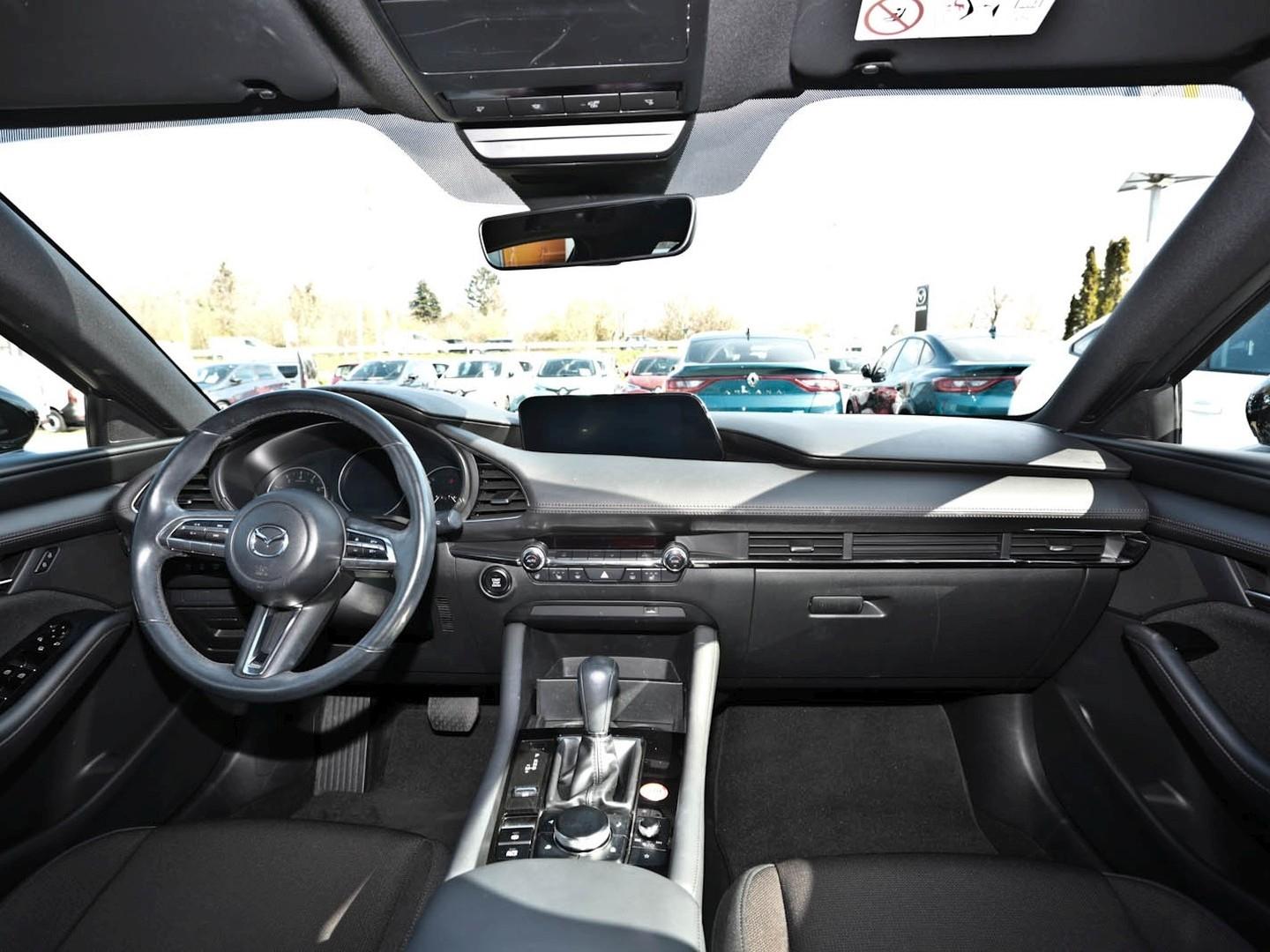 Mazda 3 Selection NAVI+PDC+RfK+SHZ+LHZ