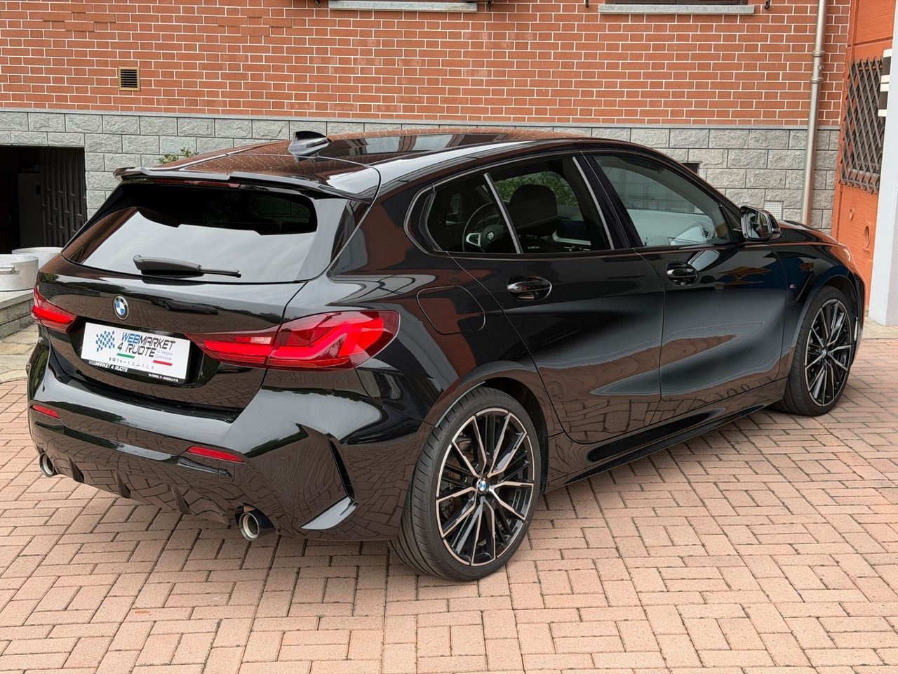 BMW Bmw 118d 5p. Msport imagem 3
