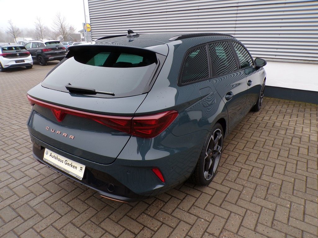 Fahrzeugabbildung CUPRA Leon Sportstourer VZ 1.5 e-Hybrid DSG