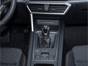 Seat Leon ST FR LED 5 J. Garantie NAVI Kamera LED dig