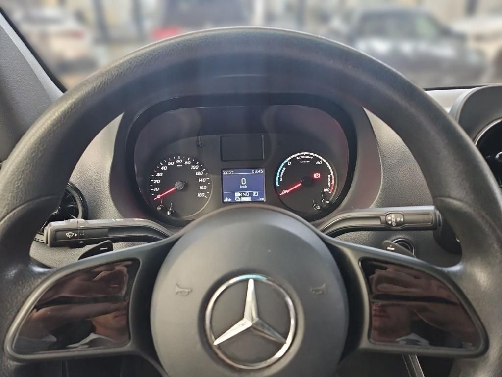 Fahrzeugabbildung Mercedes-Benz eSprinter 312 Kasten L2H2 Klima RFK Sitzhzg Holz