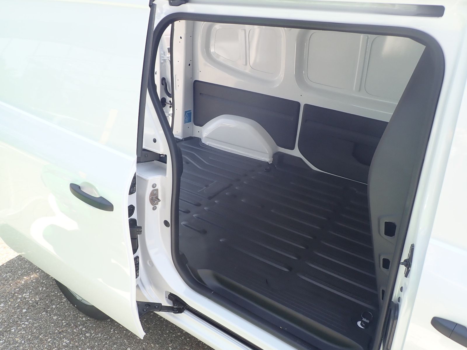 Fahrzeugabbildung Renault Kangoo Rapid Advance L2 Blue dCi 115 MY26
