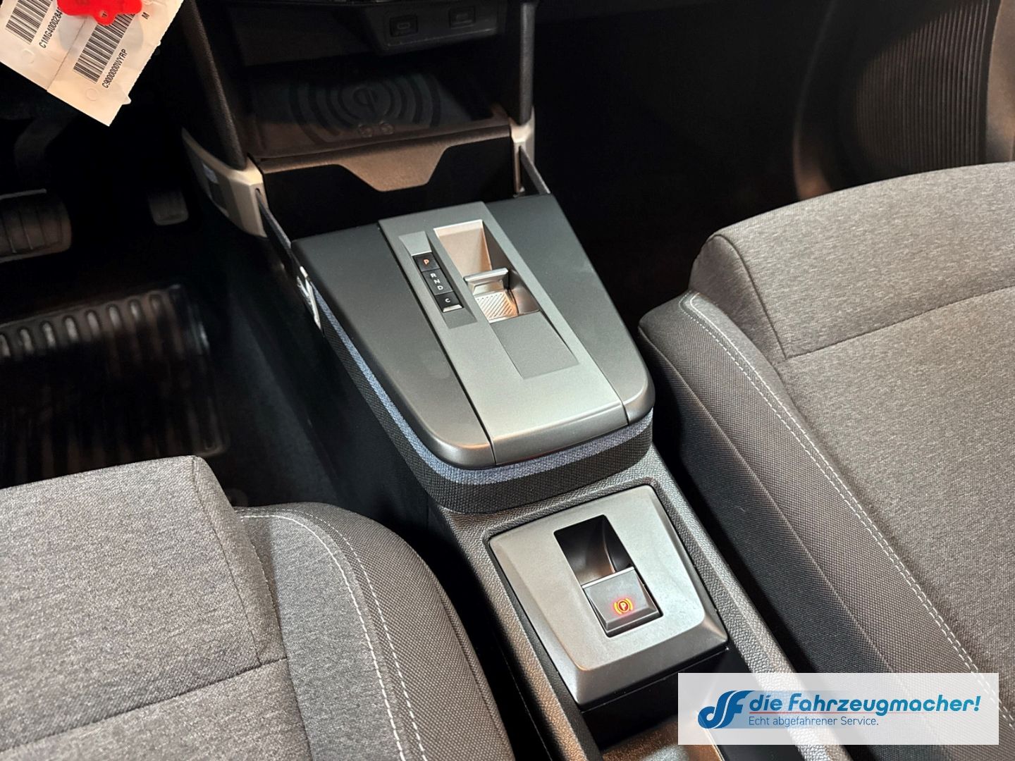 Fahrzeugabbildung Opel Frontera Electric Edition 83 kW Digitales Cockpi
