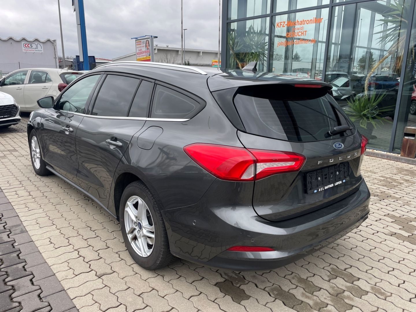 Fahrzeugabbildung Ford Focus C&C totWinkAss LED Kamera Spurhalteass