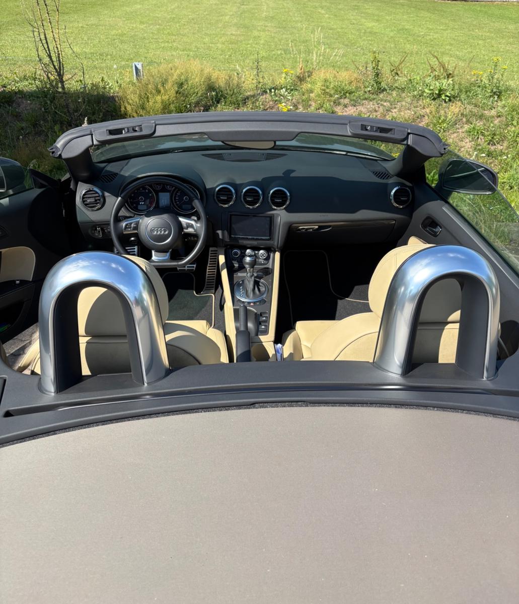 Audi TT Roadster 1.8 TFSI S tronic 