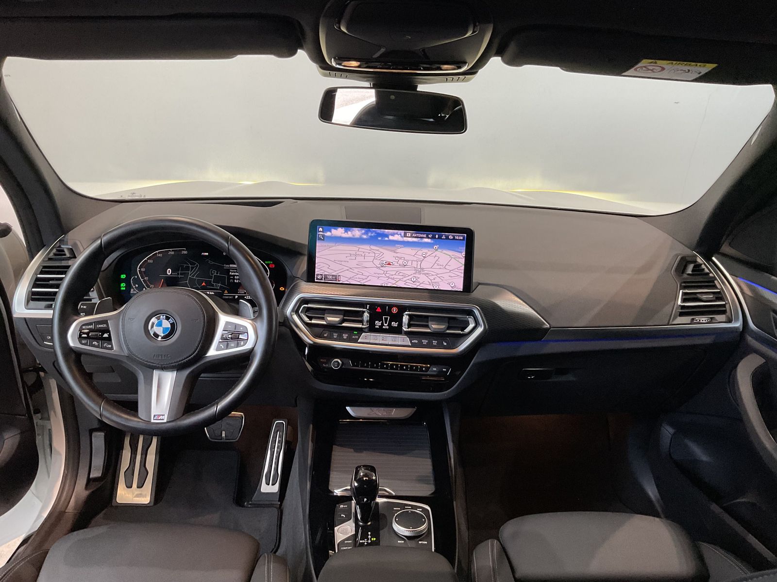 Fahrzeugeinzelansicht 9 Fahrzeugabbildung BMW X3 xDrive20d |AHK |M Sportpaket |elektr. Heckkla