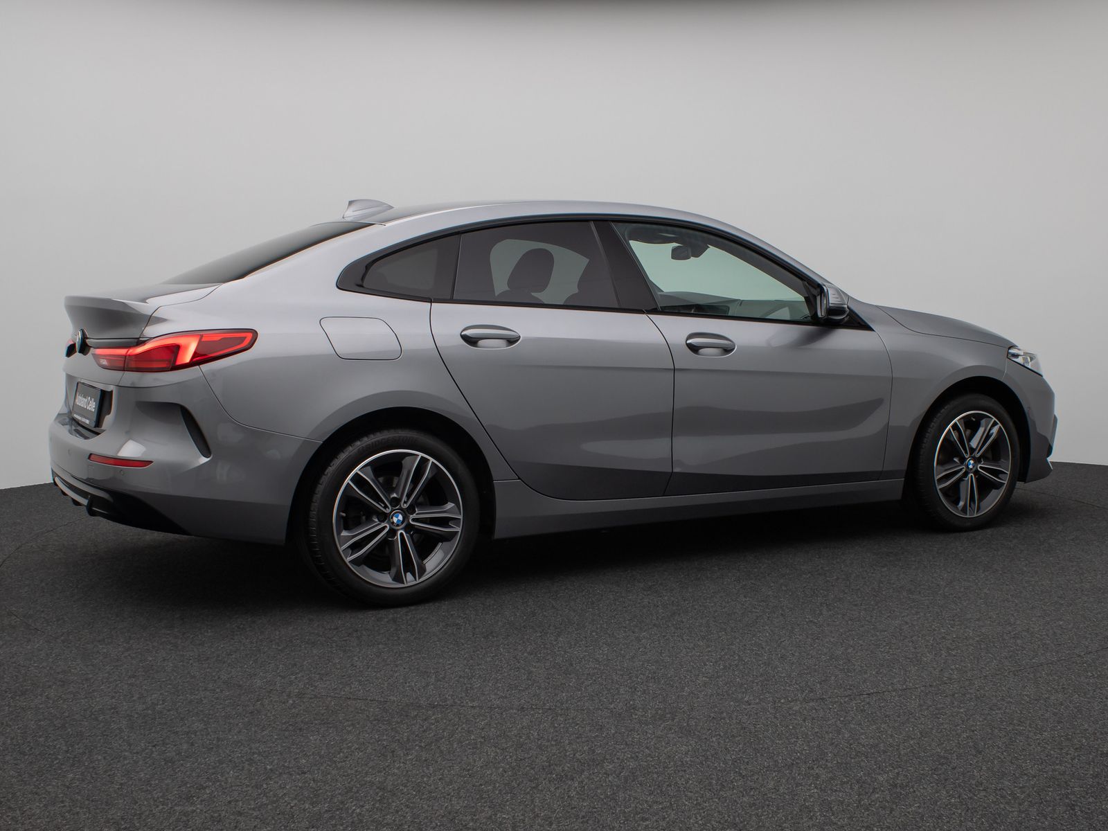 Fahrzeugabbildung BMW 218i Gran Coupé SportLine DAB PDC DrivAssist LED