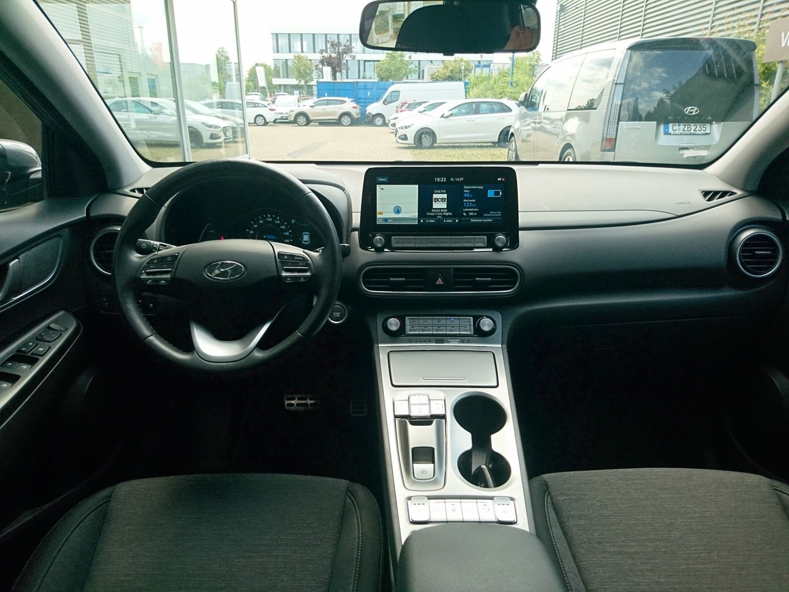 Fahrzeugabbildung Hyundai KONA EV Advantage NAVI SHZ BlueLink