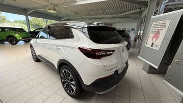 Fotografie 4 des Opel Grandland (X) Grandland X Plug-in-Hybrid 1.6 DI AT Elegance