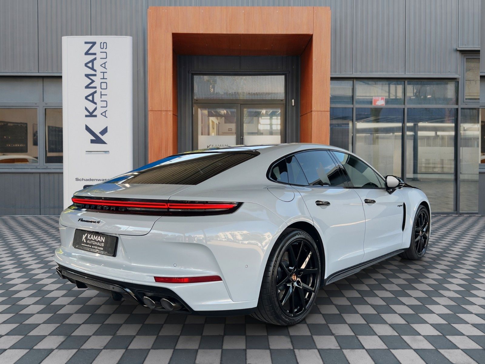 Porsche Panamera 4 E-Hyb Sport Design Sportabgas 21 Alu foto 25