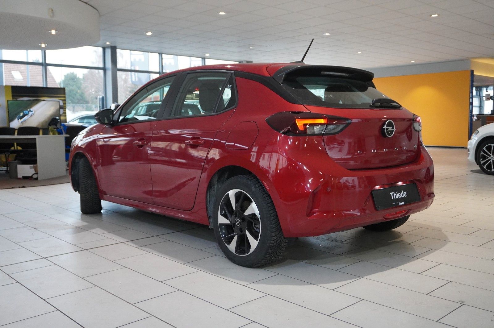 Fahrzeugabbildung Opel Corsa-e F FACELIFT 3-PHASIG NAVI/LED/SHZ/11KW