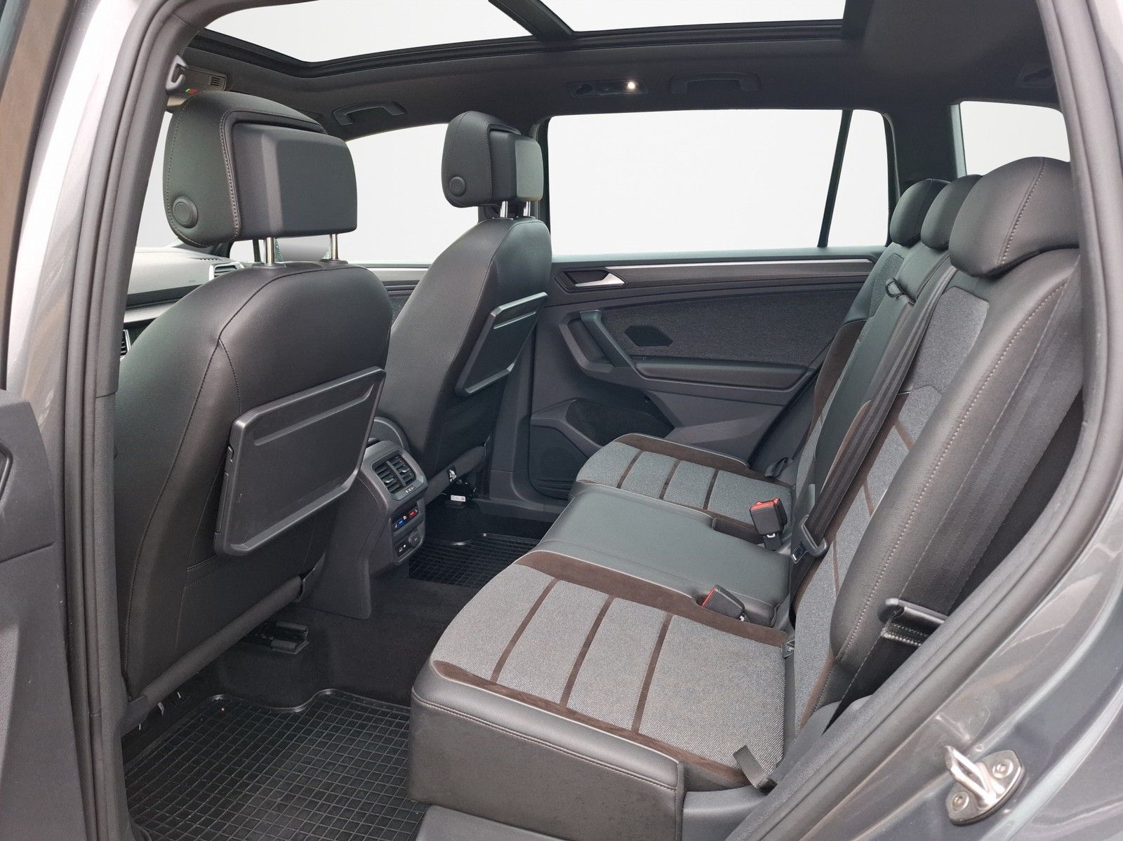 SEAT Tarraco 2.0 TDI Xcellence 4Drive DSG / PANORAMA - Image 15