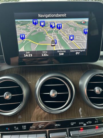 Fahrzeugabbildung Mercedes-Benz C 180 Autom.+Navi+LED+BT+SHZ+Teilleder+