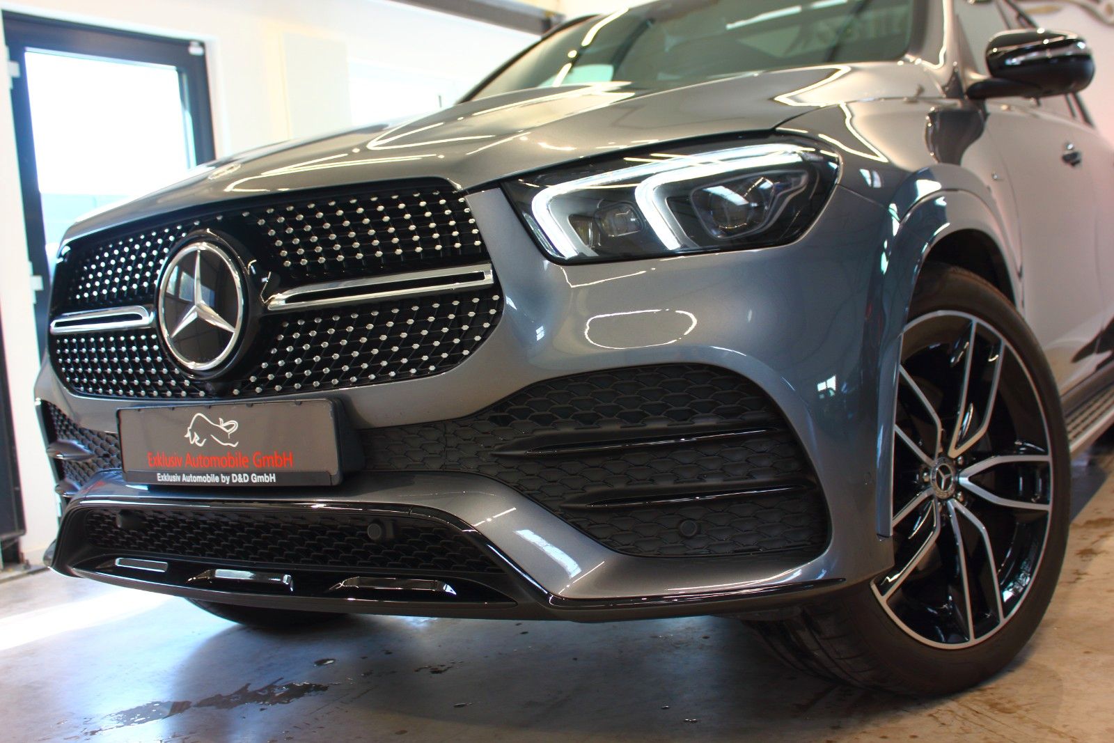 Mercedes-Benz GLE 350 de 4M 9G AMG LINE~UNFALLFREI DEUTSCH LUF foto 4