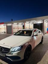 Mercedes-Benz E 220 d Autom. - - Mercedes-Benz E 220 Gebrauchtwagen in Hannover