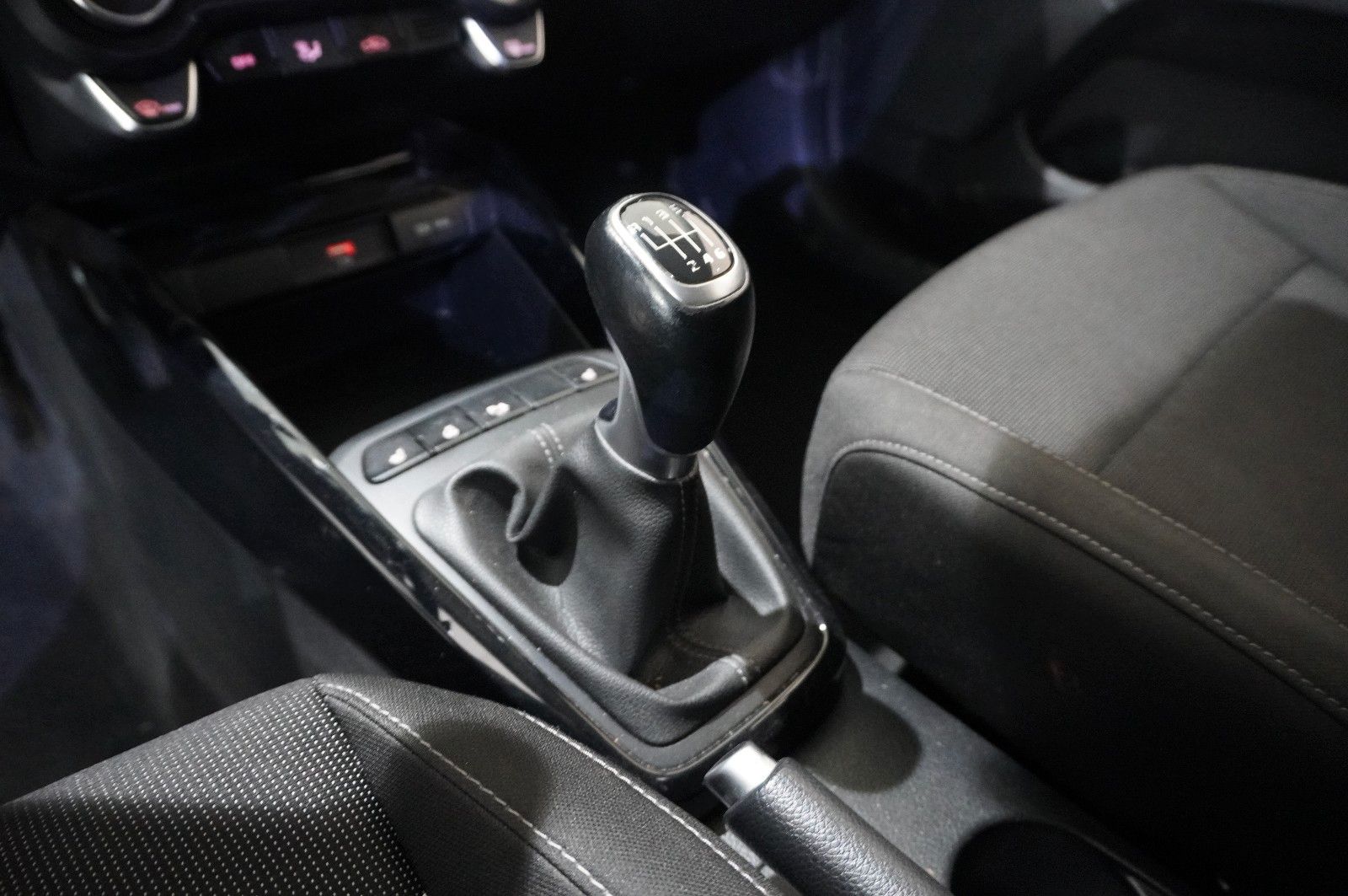 Fahrzeugabbildung Kia Rio 1.0 T-GDI SPIRIT 5-TÜR NAVI/LED/KAMERA/DAB+