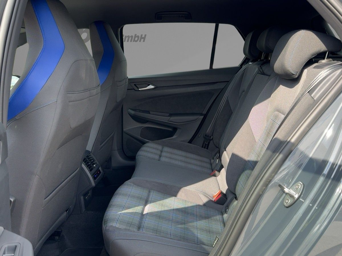 Volkswagen Golf - Bild 9