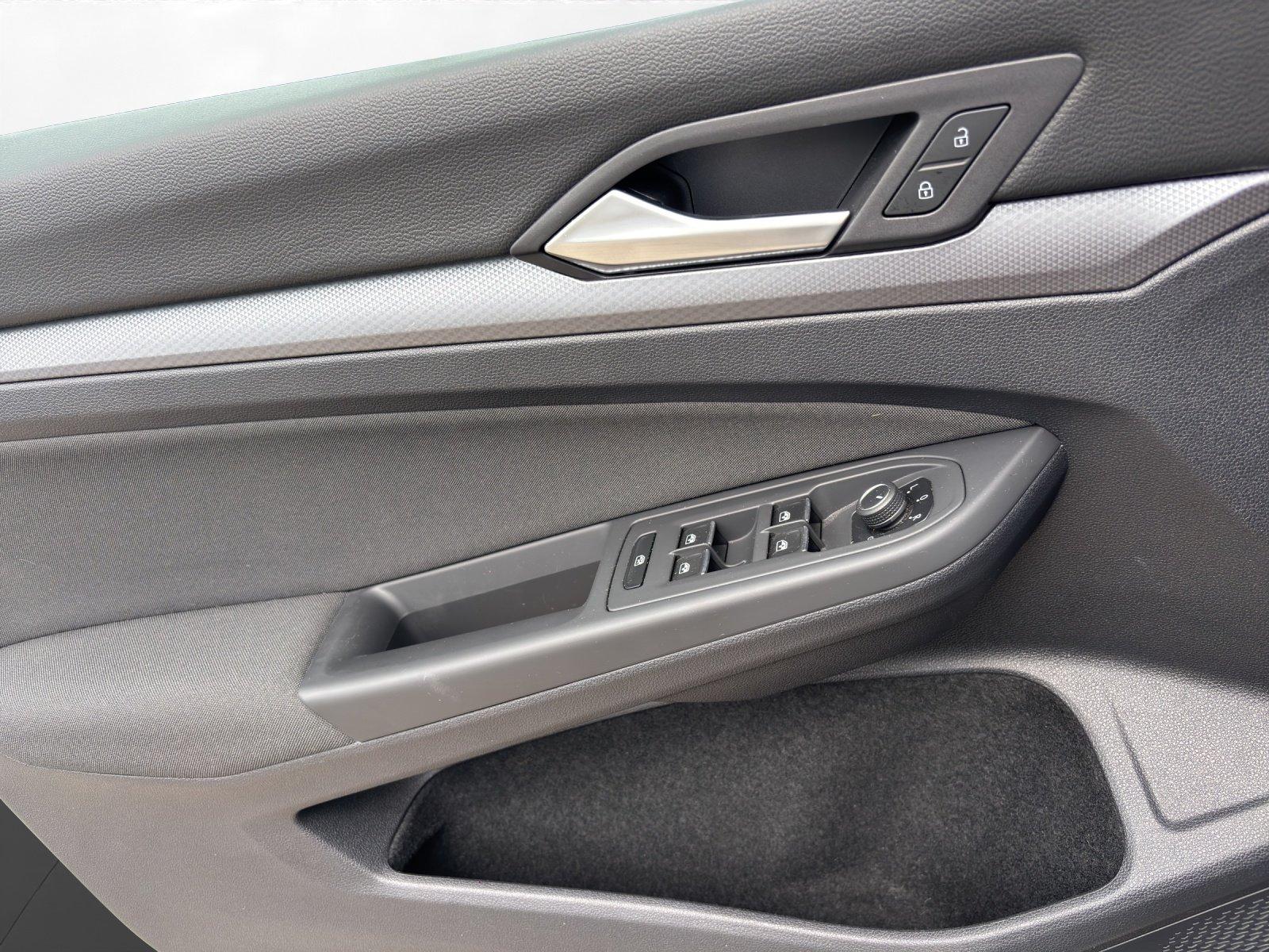 Volkswagen Golf VIII 1.5 eTSI DSG ACTIVE NAVI ACC LED, миниатюра 10