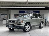 Volvo XC90 D5 Momentum 7.Sitzer Sitzh. Leder GRA PDC - Volvo XC90 in Braunschweig