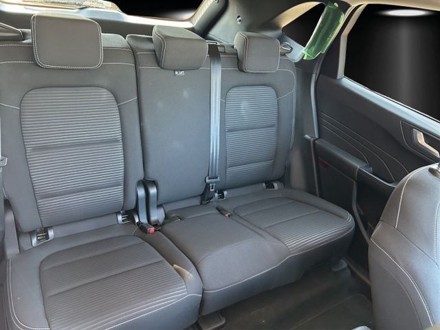 Fahrzeugabbildung Ford Kuga Titanium FHEV GJR Winter Pa NAVI PDC Kamera