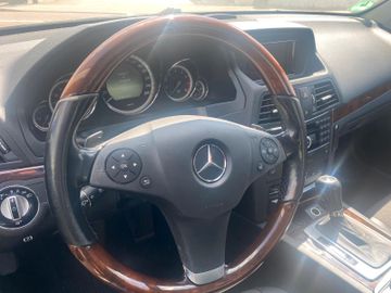 Mercedes E 250 - 6