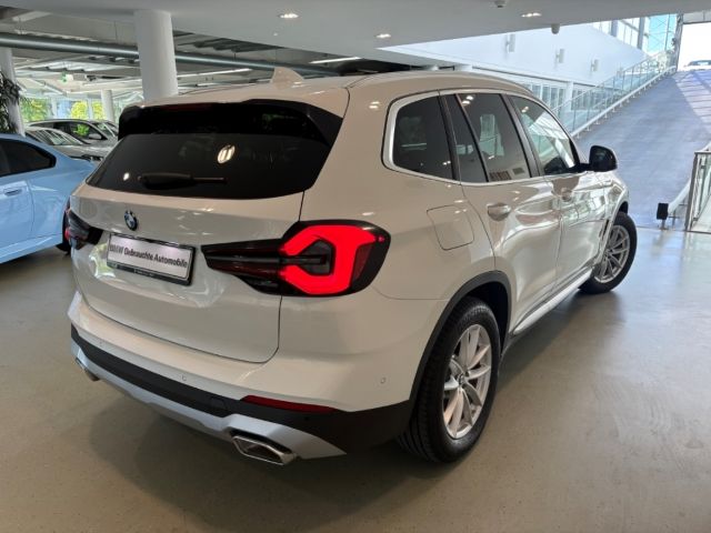 BMW X3 xDrive 20d AHK-klappbar AHK Navi Digitales Co foto 3