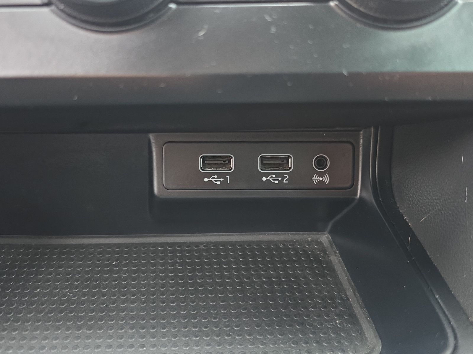 Fahrzeugabbildung SEAT Leon ST Style/VOLL LED/SEAT SOUND/FULL LINK/NAVI