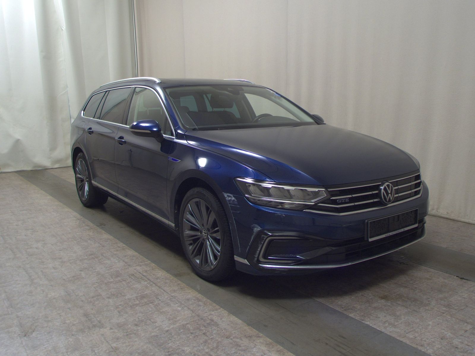 Volkswagen Passat Variant GTE 1.4 TSI R-Line Navi LED Pano imagem 3