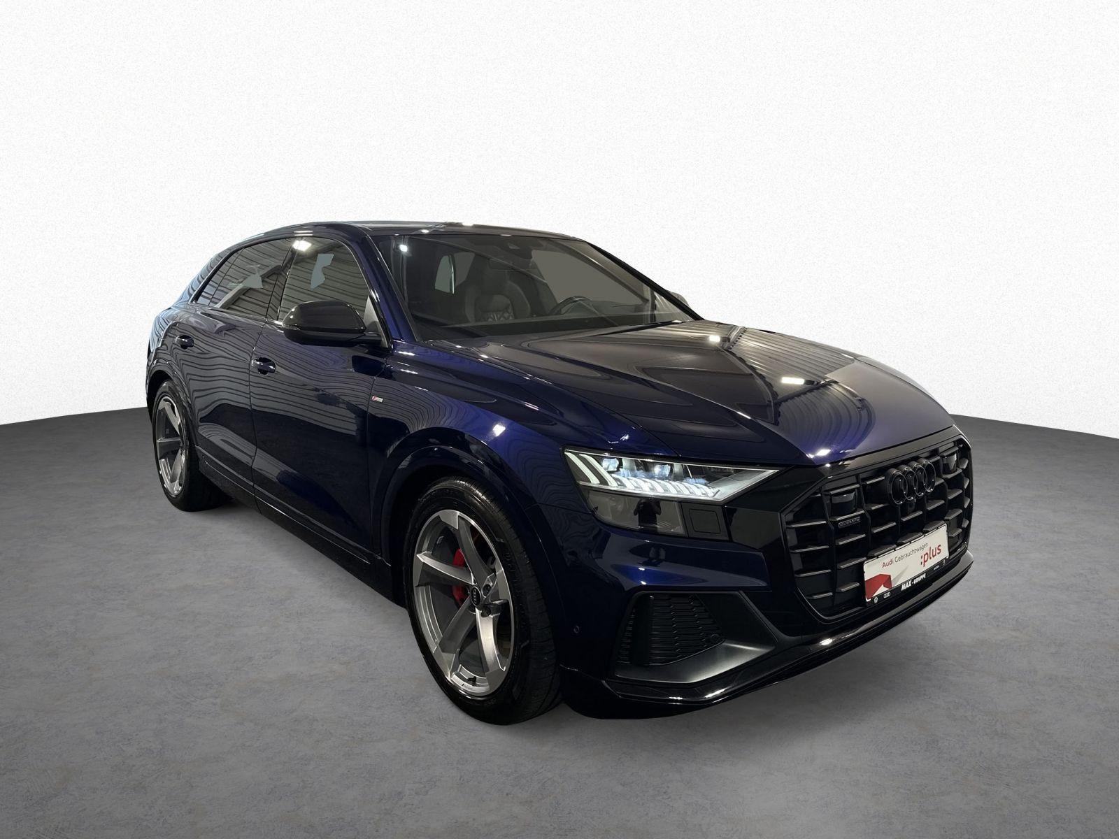 Audi Q8 50 TDI S LINE competition +CARBON+MATRIX+AHK+