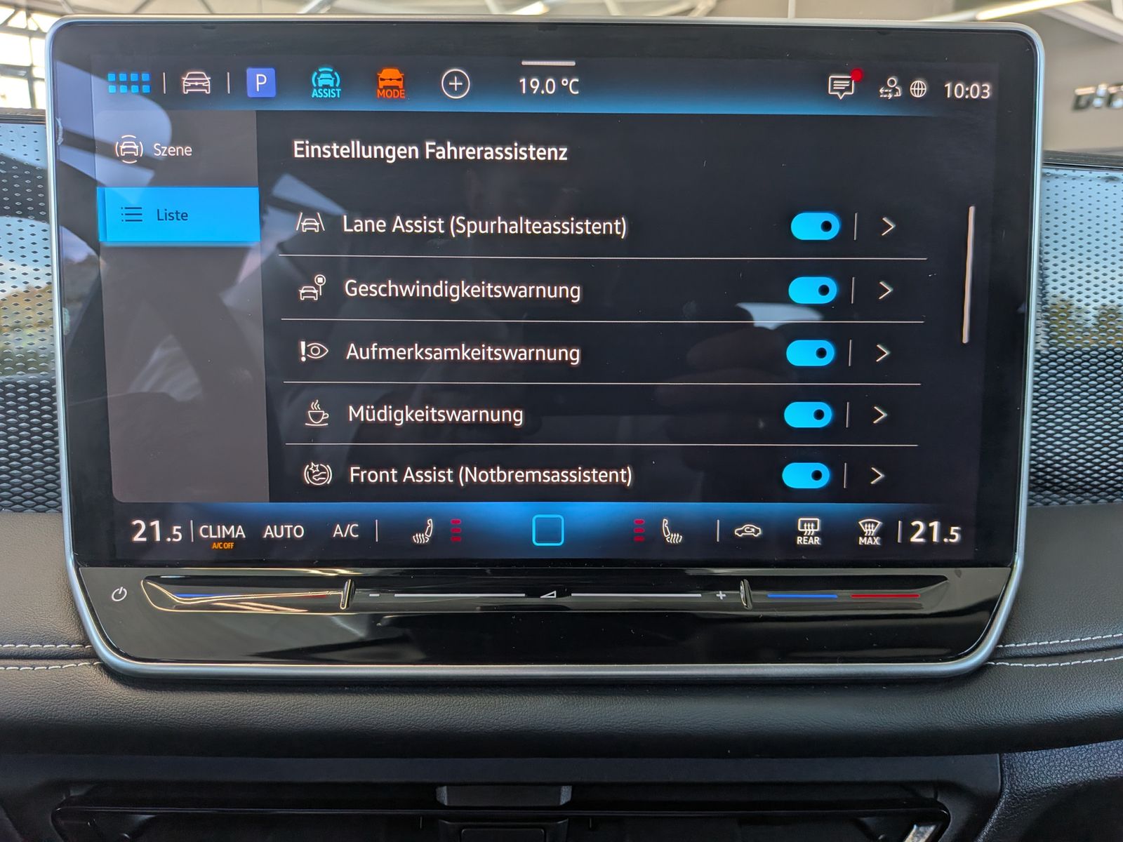 Fahrzeugabbildung Volkswagen Tiguan 1.5 eTSI ENERGY HD-Matrix 360 AHK 19